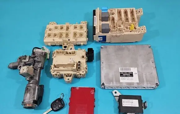 Lexus RX 330 - 350 - 400H Engine control unit/module ECU 89981-48031 IMPRK1487496