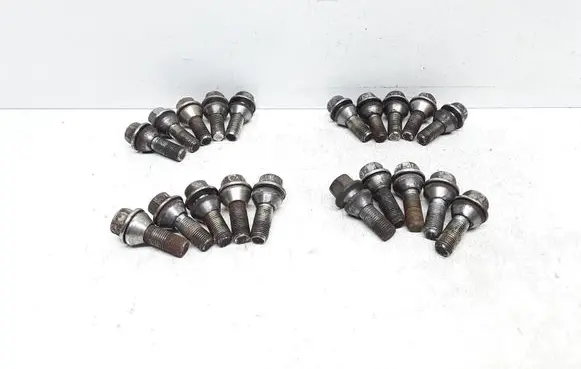 Volvo V60 Nuts/bolts 