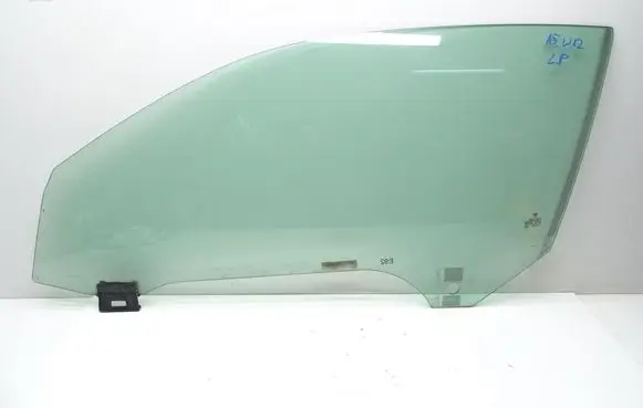 BMW 3 E92 E93 Front door window glass four-door