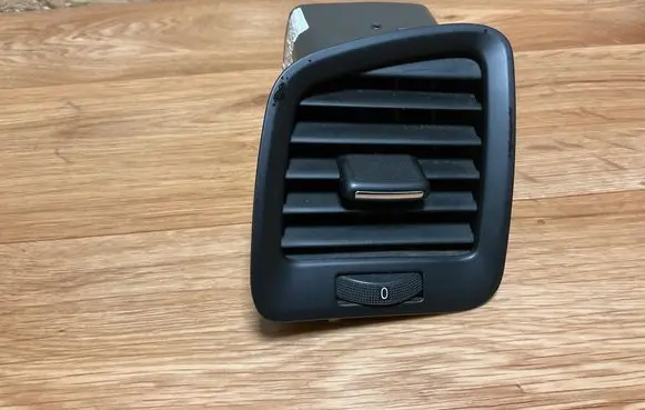 Opel Insignia A Dashboard side air vent grill/cover trim 13321919 0902101