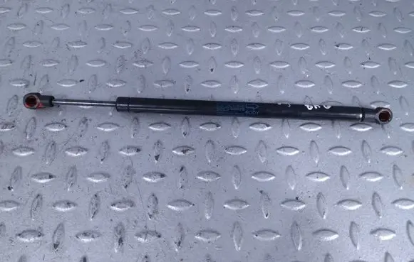 Audi A4 S4 B9 8W Tailgate strut 8W582791902S