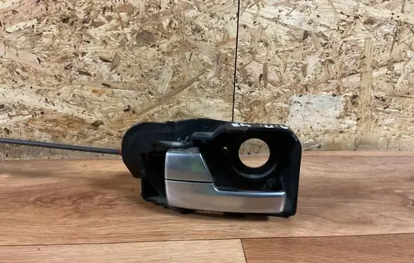 Ford Mondeo Mk III Rear door interior handle 1S71F22601AF 4S71F22601A
