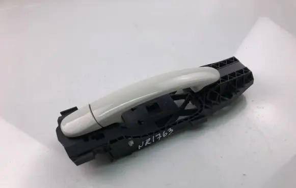 Skoda Citigo Front door exterior handle 5N0837205M