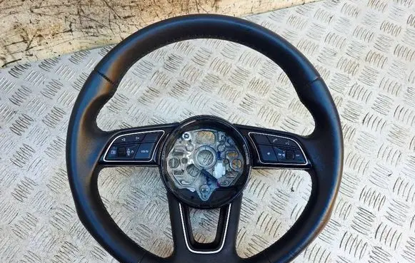 Audi A1 Steering wheel 82A419091T 653974500B