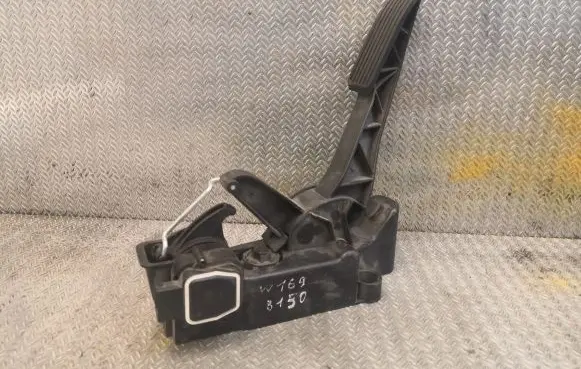 Mercedes-Benz A W169 Accelerator throttle pedal 1693000204