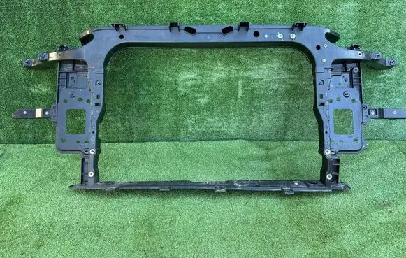 Hyundai Kona I Radiator support slam panel 64105DD000