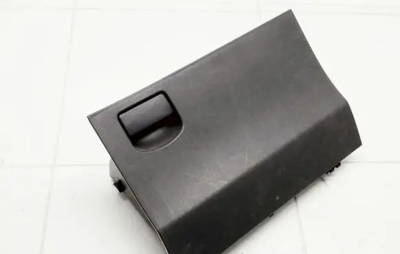 Toyota Yaris Glove box 555500D060