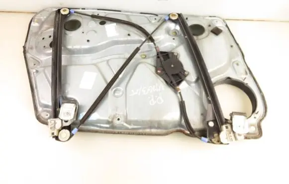 Volkswagen PASSAT B5 Front door window regulator with motor 3B4837756D