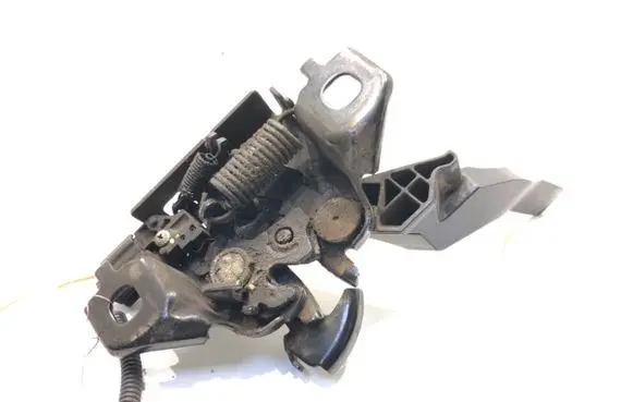 Renault Arkana Engine bonnet/hood lock/catch 