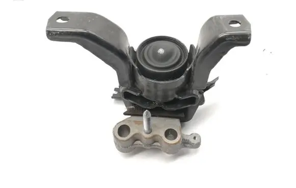 Toyota Auris E180 Engine mount bracket