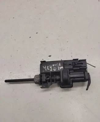 Fuel tank cap lock motor
