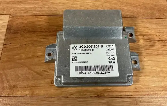 Volkswagen PASSAT B6 Hand brake control module 3C0907801B 15658301B GN00351821K