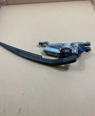 Hyundai i20 (PB PBT) Rear window wiper motor 987101J500 035111560