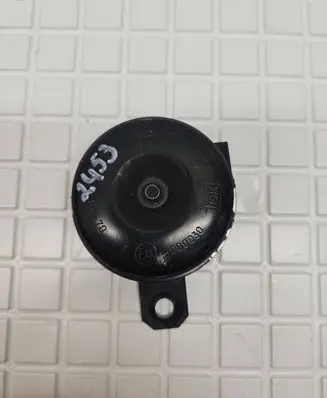 Toyota RAV 4 (XA40) Horn signal E130030
