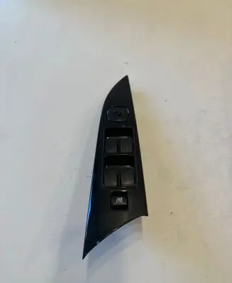 Mazda 3 II Electric window control switch 03123050 03032008