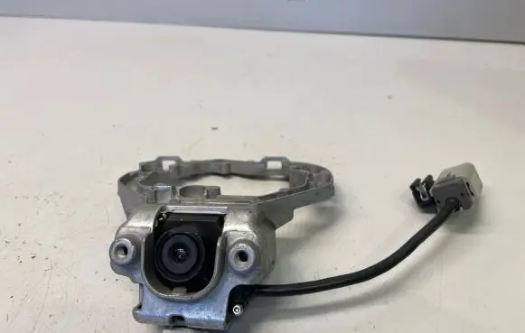Windshield/windscreen camera