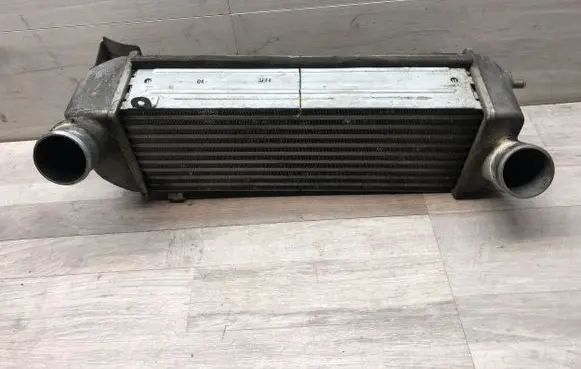 KIA Sorento Intercooler radiator M072822F011