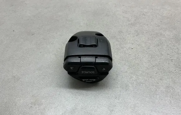 Nissan X-Trail T30 Steering wheel buttons/switches 25552EQ300