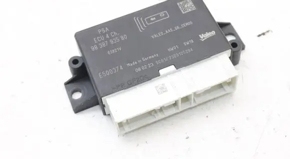 Opel Combo E Parking PDC control unit/module 9838793580
