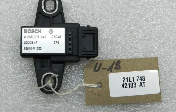 KIA Sorento ESP acceleration yaw rate sensor 95640M1200