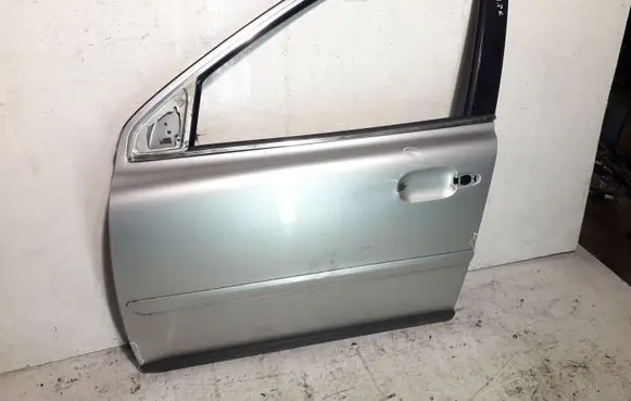 Volvo XC90 Front door