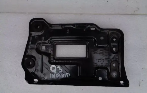 Infiniti Q30 Battery tray A2466200018