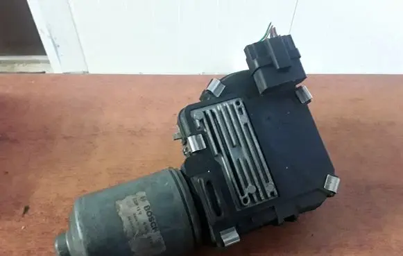 Renault Espace - Grand espace IV Wiper motor 0390241805