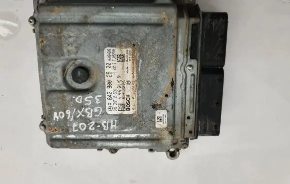 Mercedes-Benz E W212 Engine control unit/module A6429002900