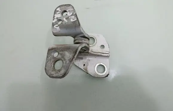 Jeep Grand Cherokee Rear door upper hinge 