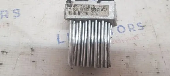 BMW 3 E46 Heater blower motor/fan resistor 6920365