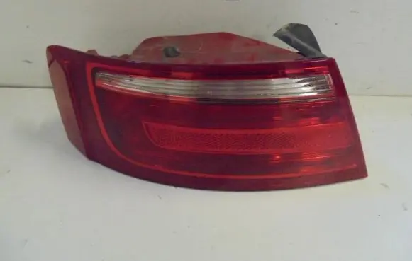 Audi A5 8T 8F Rear/tail lights 8t8945095