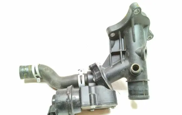 Thermostat/thermostat housing