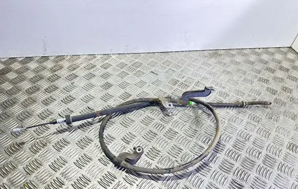 Handbrake/parking brake wiring cable