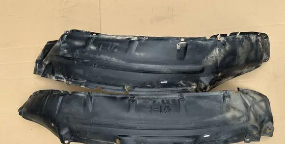 Nissan Patrol Y60 Front wheel arch liner splash guards 6384201J00 6384301J05