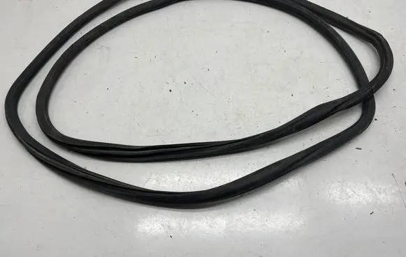 Volkswagen Transporter - Caravelle T6 Rubber seal rear door 7E0843791D