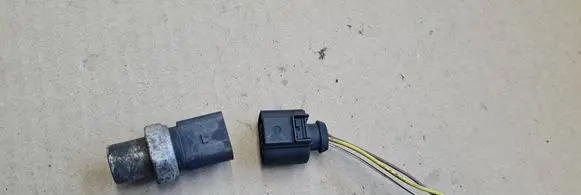 Audi A5 8T 8F Air conditioning (A/C) pressure sensor 4H0959126A 100350 802211