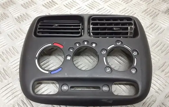Suzuki Ignis Dashboard center trim panel 
