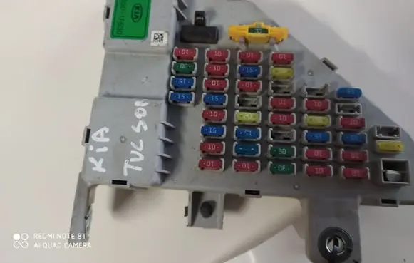 Hyundai Tucson JM Fuse module 919501F530