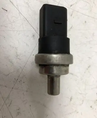 Coolant temperature sensor
