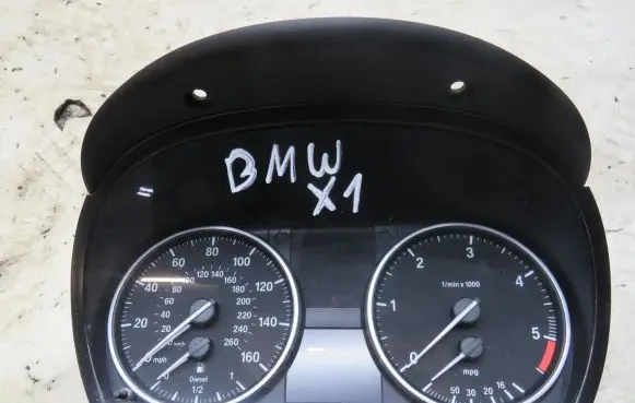 BMW X1 E84 Speedometer (instrument cluster) 2154630-01