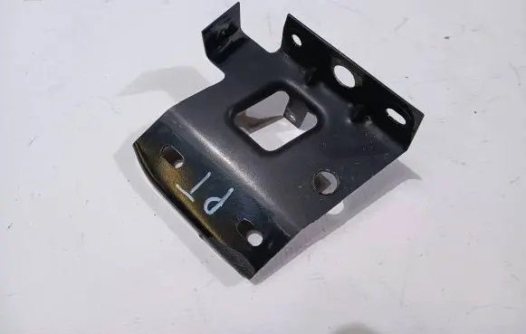 Chevrolet Corvette C5 Rear bumper mounting bracket 9078