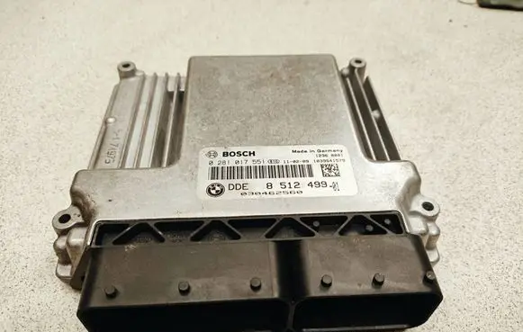 BMW X1 E84 Engine control unit/module 0281017551 8512499 030462560