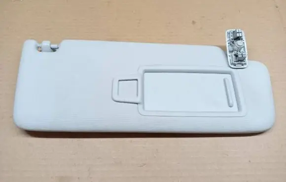 Volkswagen Golf VII Sun visor