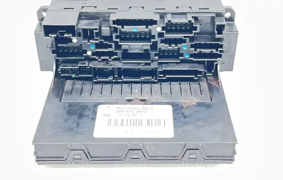 Mercedes-Benz CLK A209 C209 Fuse module 2095452801 5DK00848514 00007291