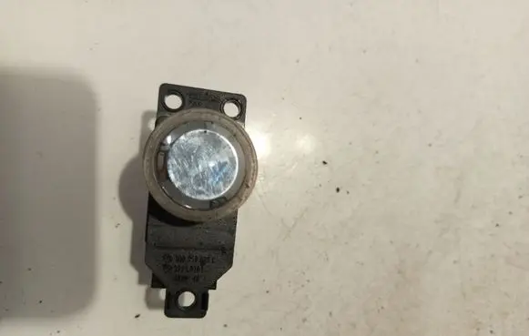 Volkswagen Phaeton Engine start stop button switch 3D0959839C