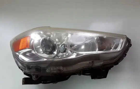 Mitsubishi ASX Headlight/headlamp P9135R