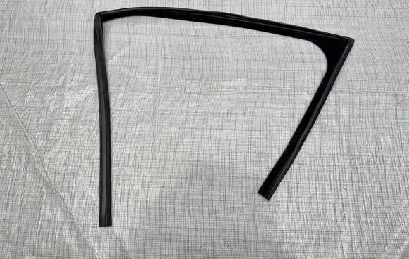 Jaguar F-Pace Front door rubber seal 