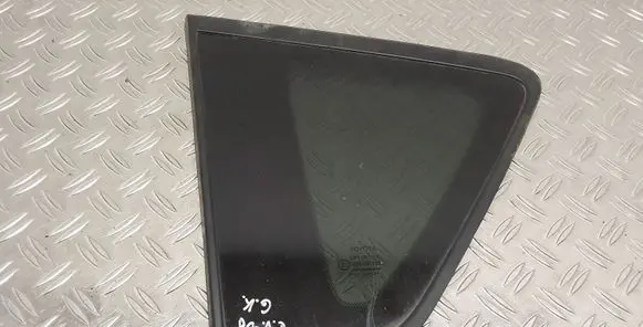 Toyota Corolla Verso AR10 Rear side window