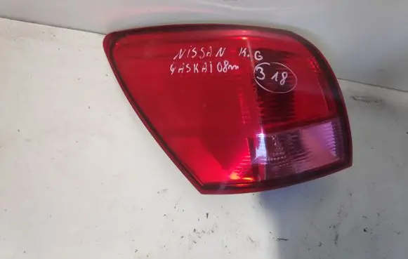 Nissan Qashqai Rear/tail lights