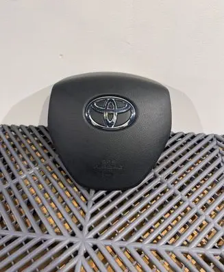 Toyota Auris E180 Steering wheel airbag 4513002450C1 0080P1110022